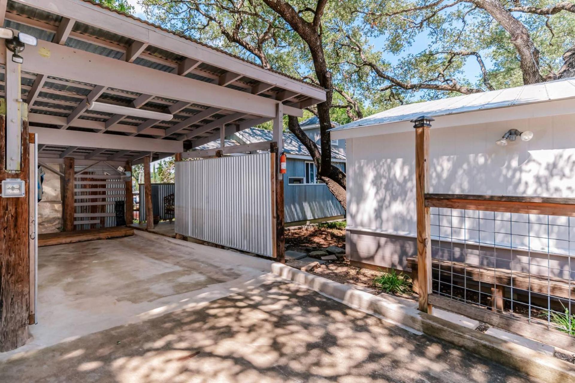 The Cabin On Lake Travis オースティン エクステリア 写真